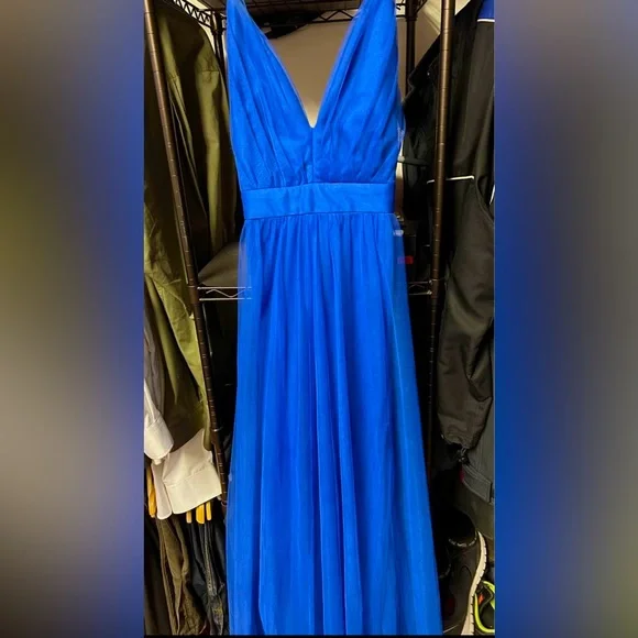 PROM DRESS - Picture 1 of 2